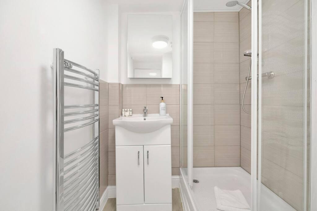 Modern & Cozy In Prime Soho Location Apartamento *